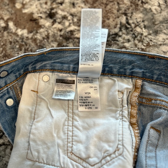 Levi’s 501 Denim Shorts - Picture 5 of 6